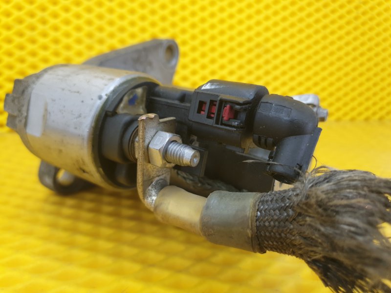 Стартер SKODA Octavia 2012