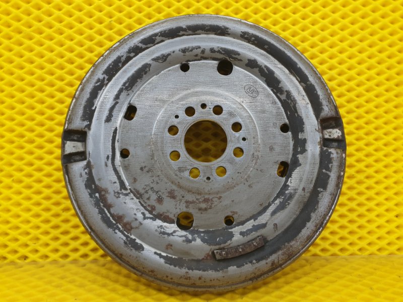 Маховик SKODA Octavia 2012