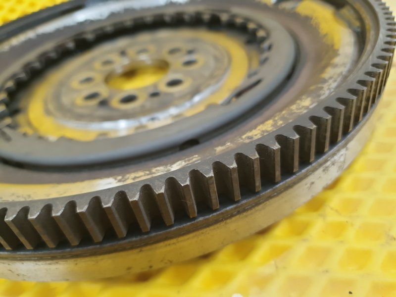 Маховик SKODA Octavia 2012