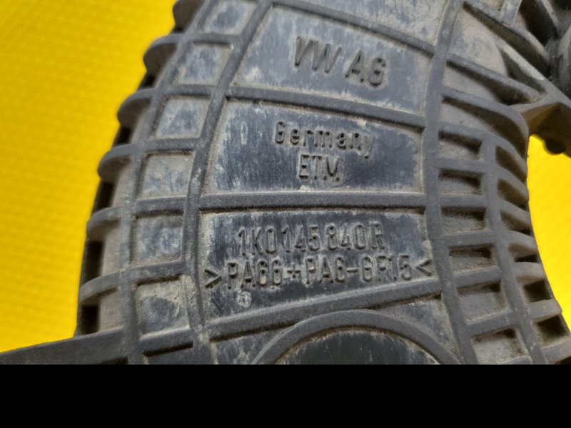 Патрубок интеркулера SKODA Octavia 2012