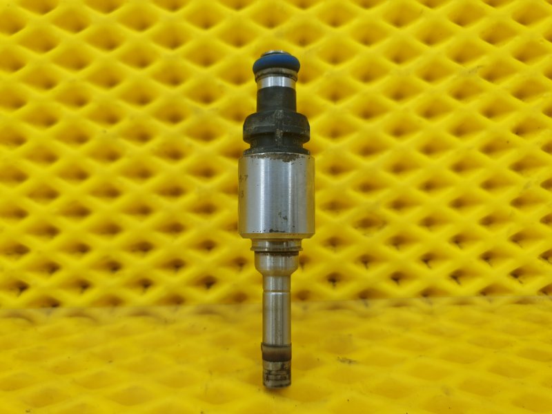Форсунка топливная SKODA Octavia 2012