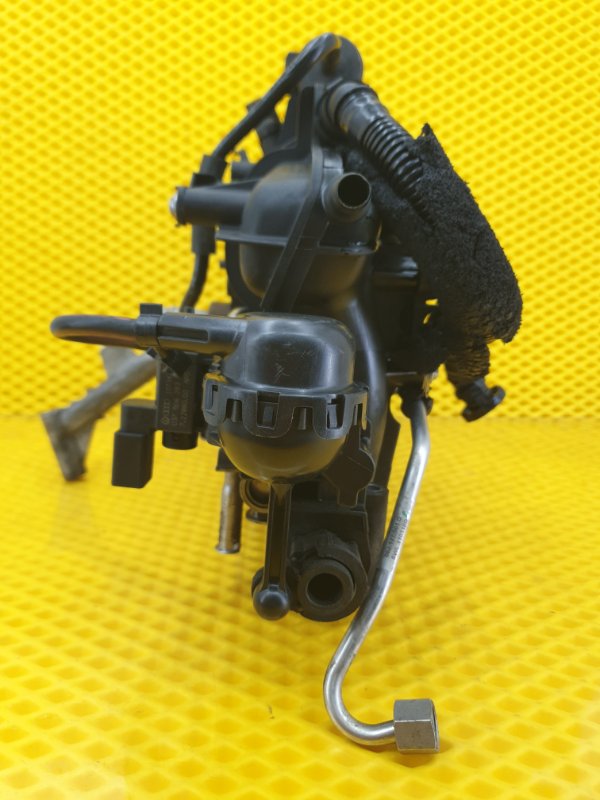 Коллектор впускной SKODA Octavia 2012