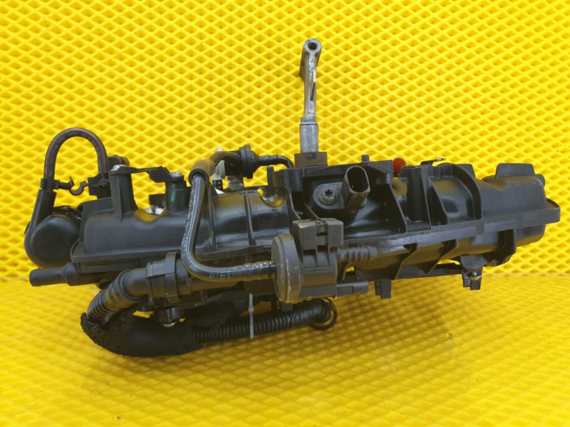 Коллектор впускной SKODA Octavia 2012