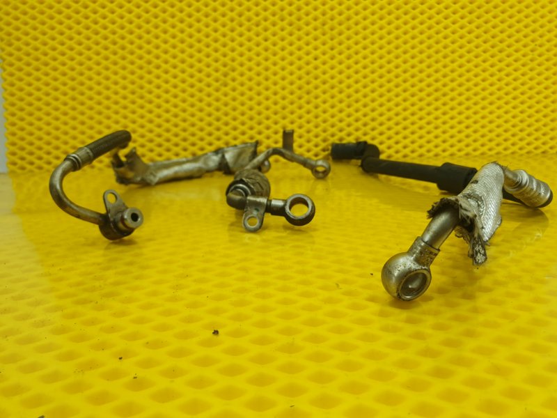 Трубка турбины SKODA Octavia 2012