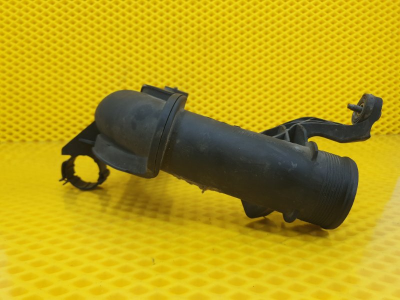 Патрубок интеркулера SKODA Octavia 2012