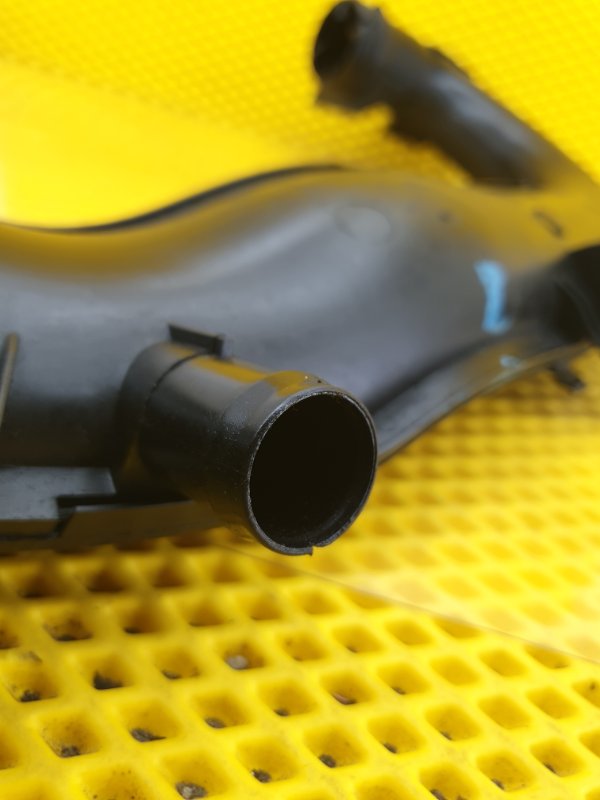 Патрубок интеркулера Ford Kuga 2013