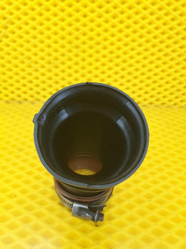 Патрубок интеркулера Ford Kuga 2013