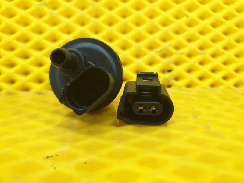 Клапан вентиляции топливного бака Volkswagen Polo 2019 Седан