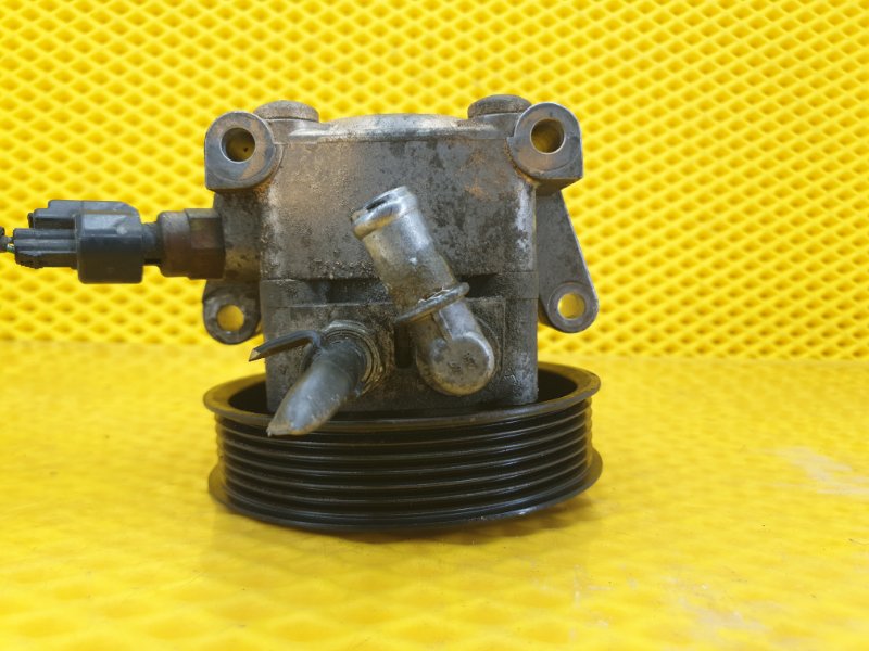 Насос ГУР Ford Focus 2006 2