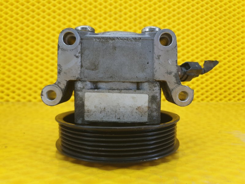 Насос ГУР Ford Focus 2006 2