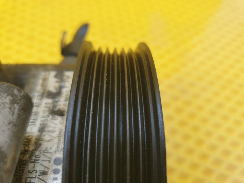 Насос ГУР Ford Focus 2006 2