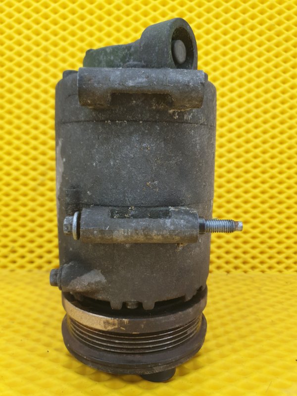 Компрессор кондиционера Ford Focus 2006 2