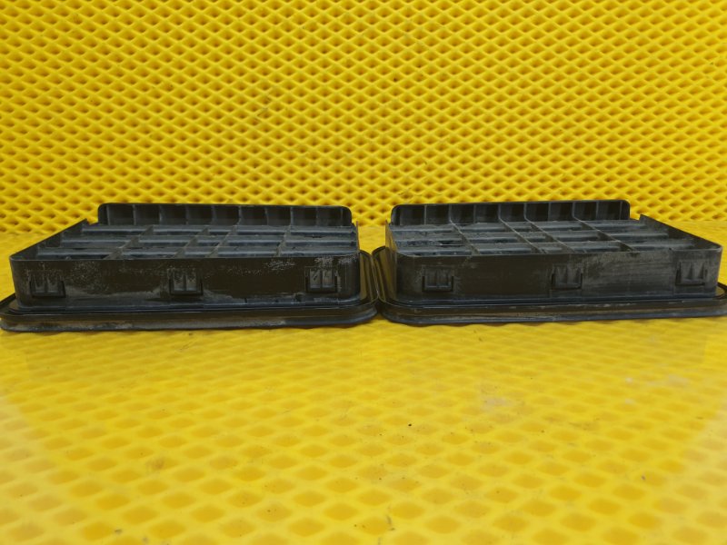 Решетка вентиляционная Mercedes-Benz GL-Class 2008 X164