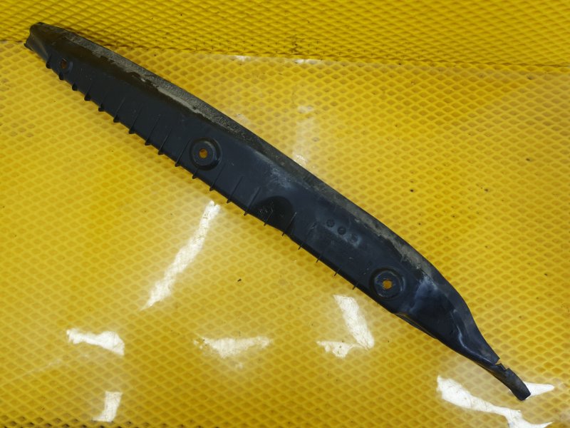 Пыльник крыла Mercedes-Benz GL-Class 2008 X164