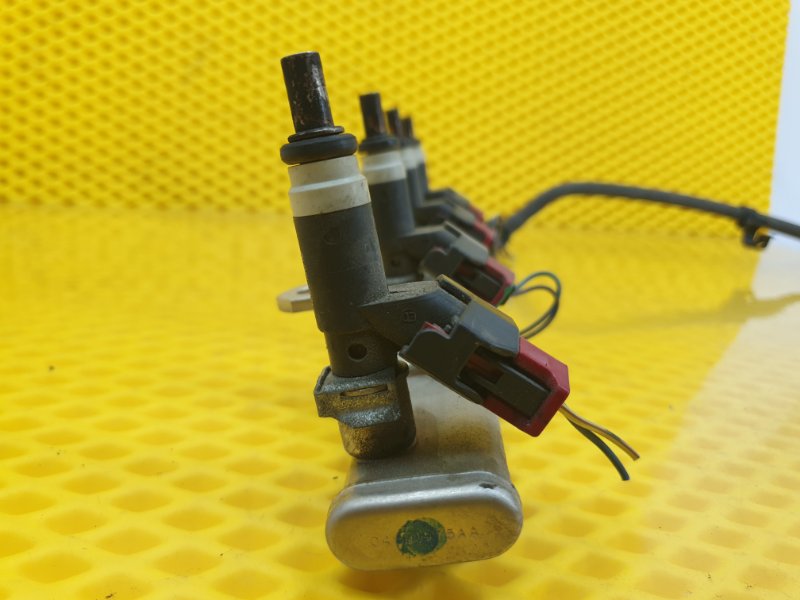 Форсунка топливная Dodge Caliber 2009