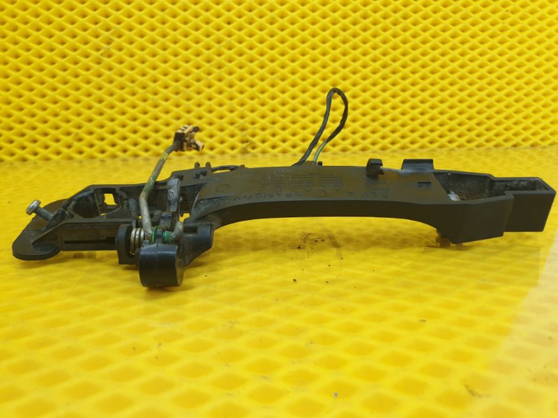 Кронштейн ручки Cadillac CTS 2008 II