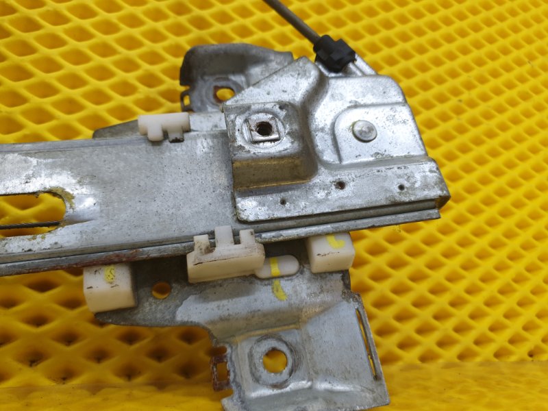 Стеклоподъемник задней правый Cadillac CTS 2008 II