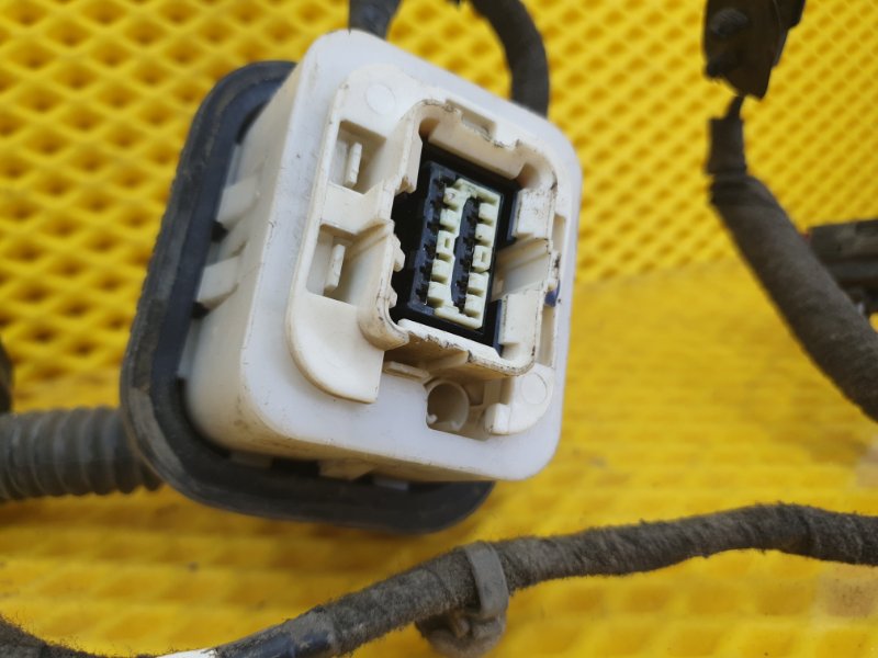 Проводка двери Cadillac CTS 2008 II