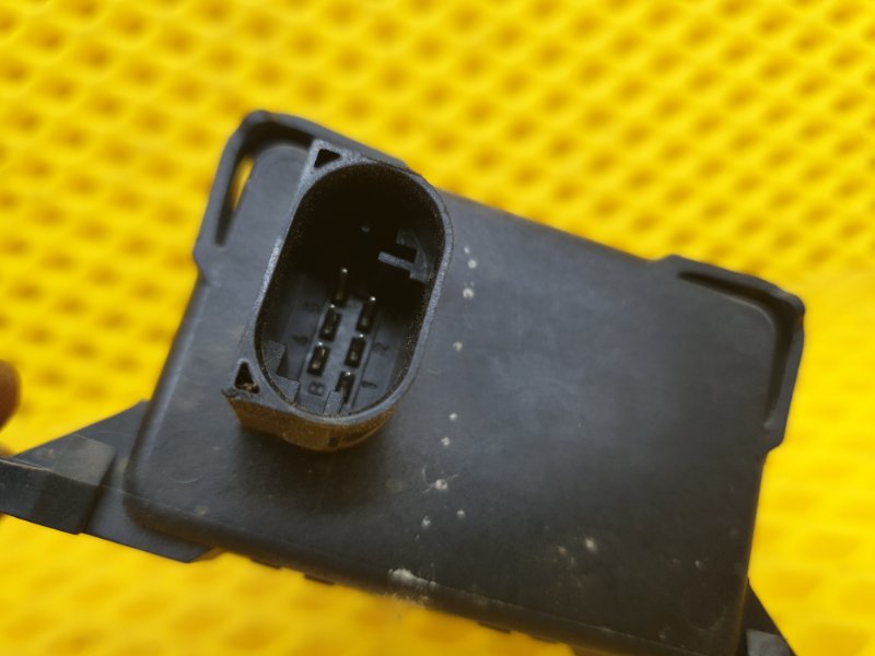 Датчик ускорения Mercedes-Benz S-Class W221