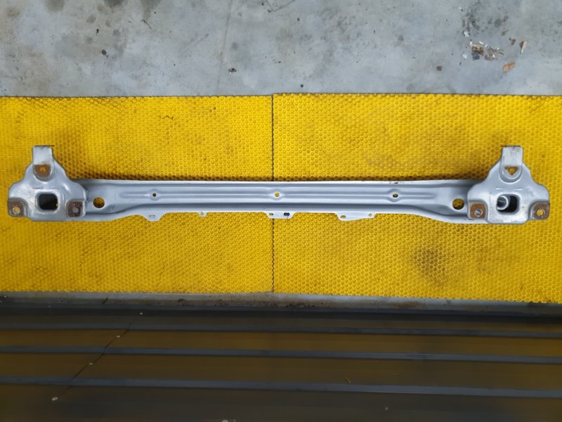 Усилитель заднего бампера Omoda C5 2023