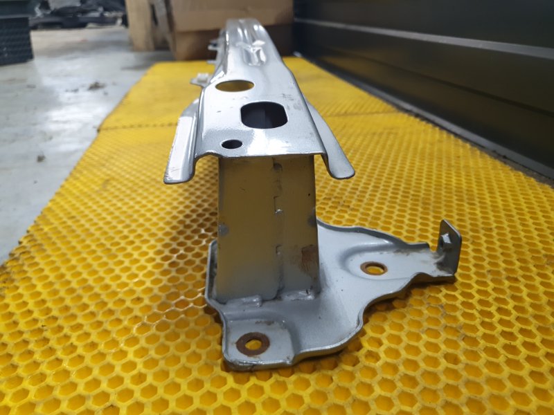 Усилитель заднего бампера Omoda C5 2023