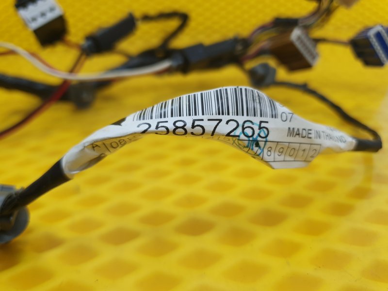 Проводка двери Cadillac CTS 2008 II