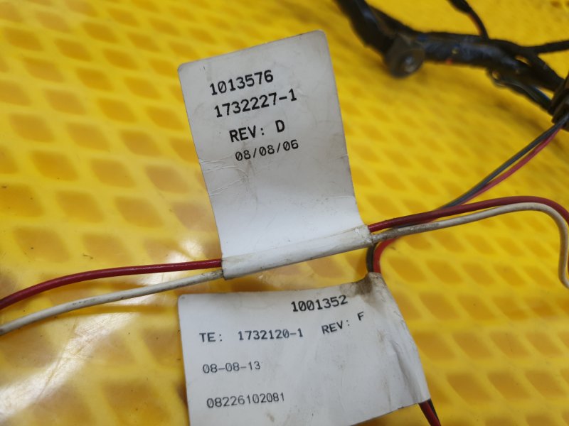 Проводка двери Cadillac CTS 2008 II