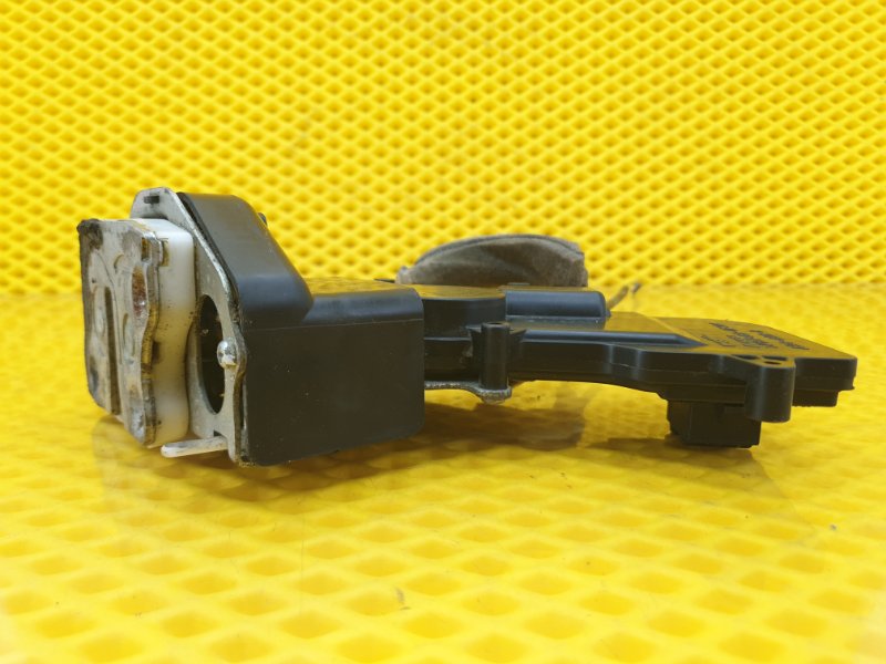 Замок двери Mazda Mazda6 MPS 2005 GG