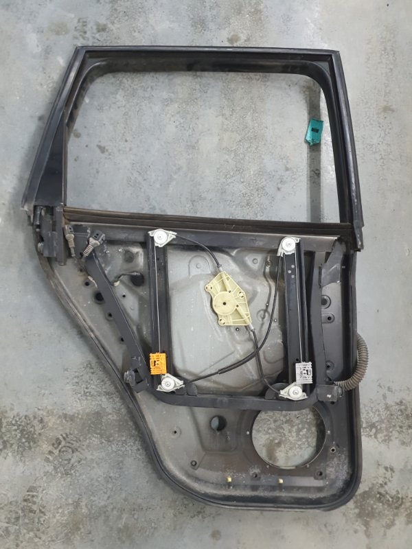 Рамка двери Volkswagen Touareg 2003 7L6