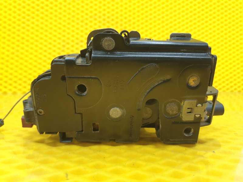 Замок двери Volkswagen Touareg 2003 7L6