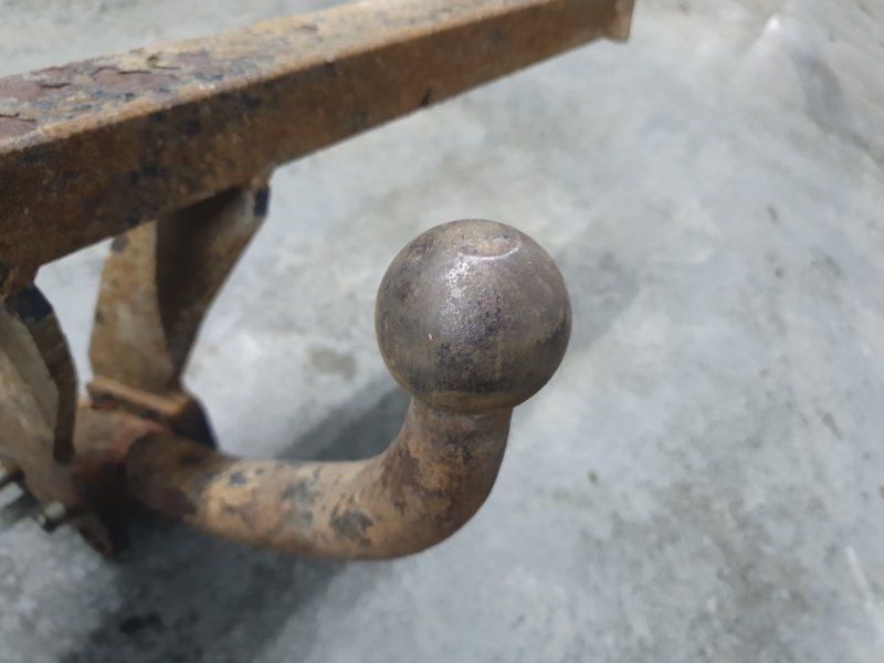 Фаркоп Ford Focus 2006 2