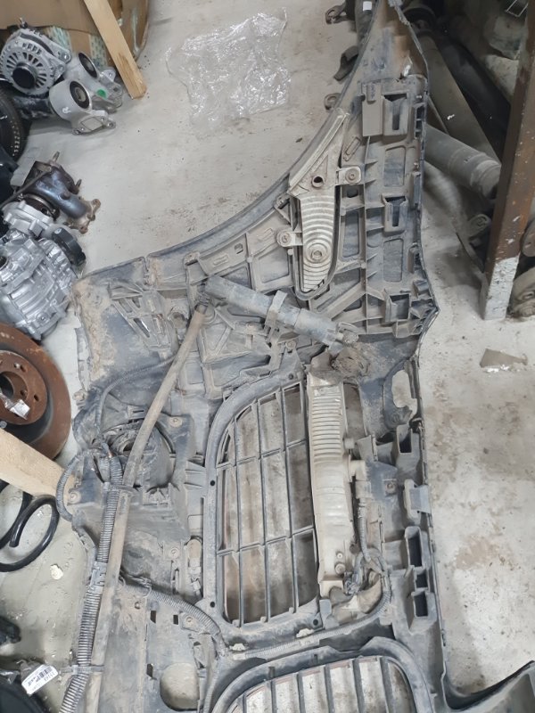 Бампер Porsche Cayenne 2008 957