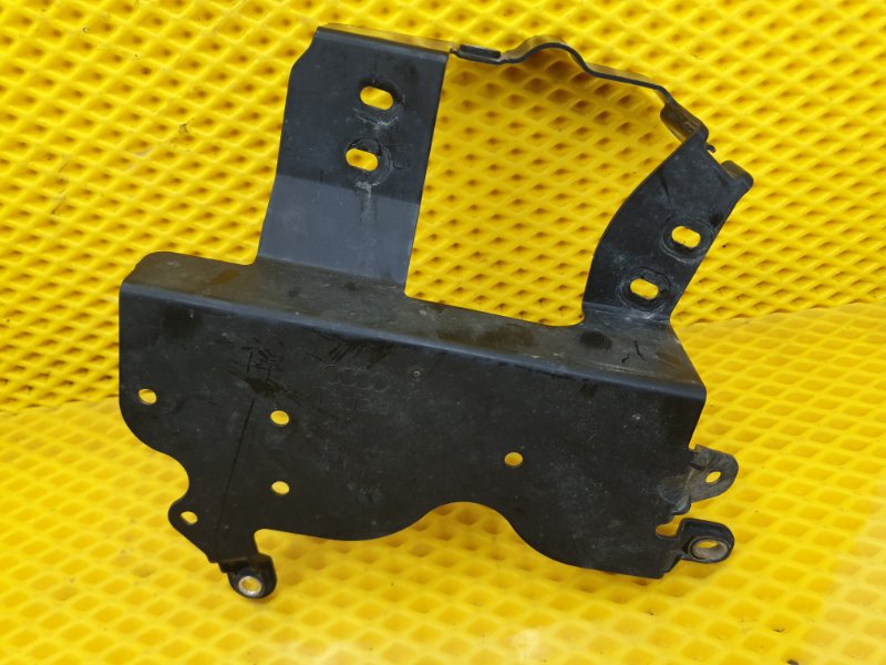 Кронштейн двигателя AUDI Q8 e-tron 2022