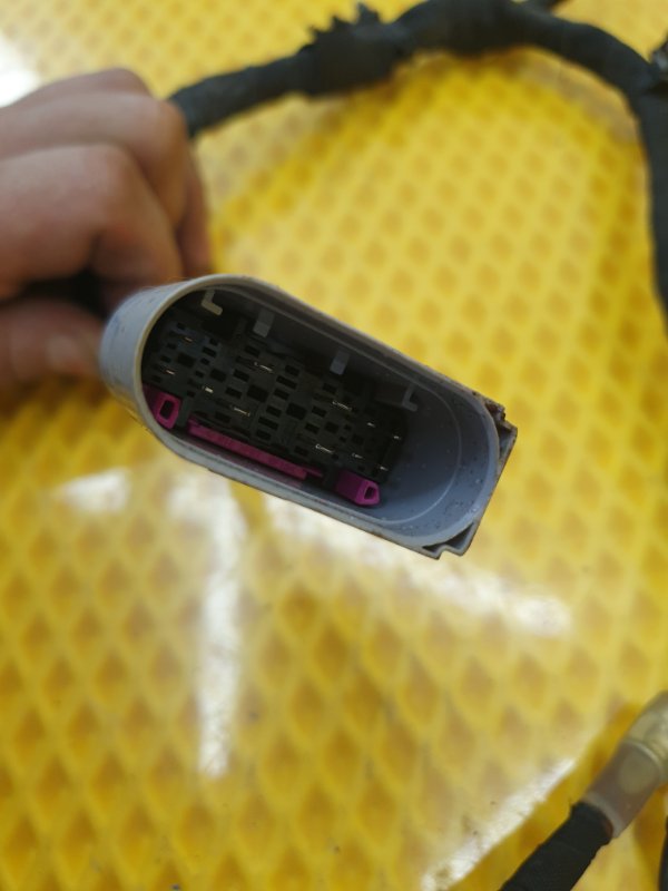 Проводка двигателя AUDI Q8 e-tron 2022