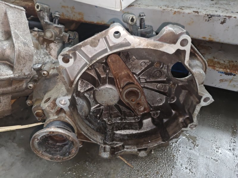 МКПП Volkswagen Polo СЕДАН