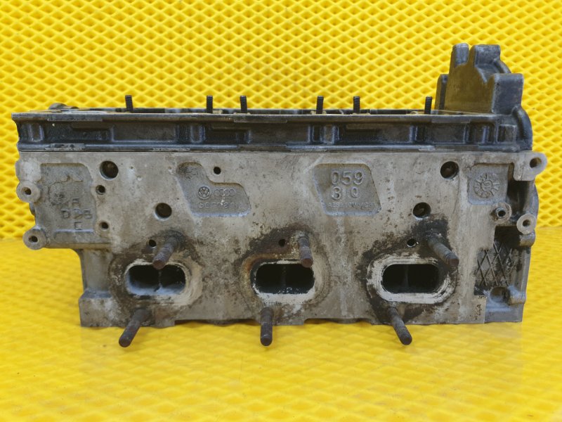 Головка блока цилиндров Volkswagen Touareg 2011 7P