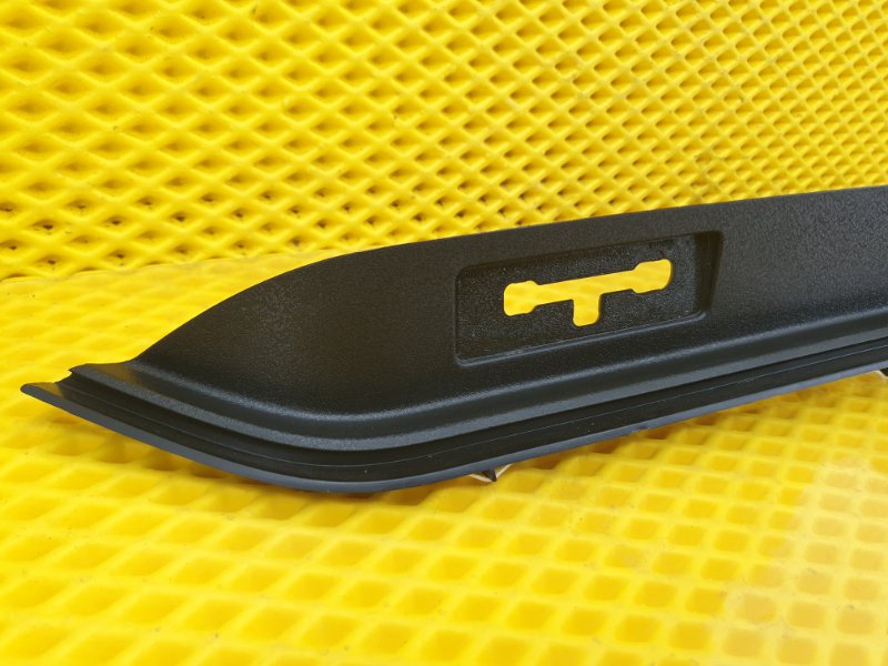 Накладка торпедо Ford Mustang 2017 S550