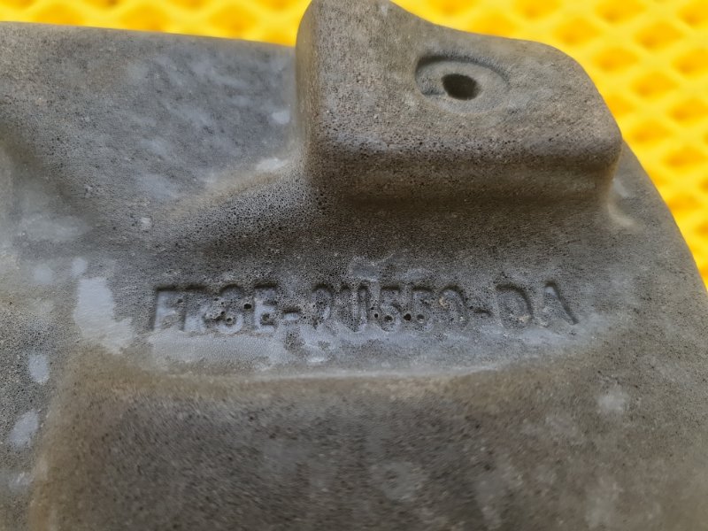 Шумоизоляция двигателя (накладка) Ford Mustang 2017 S550