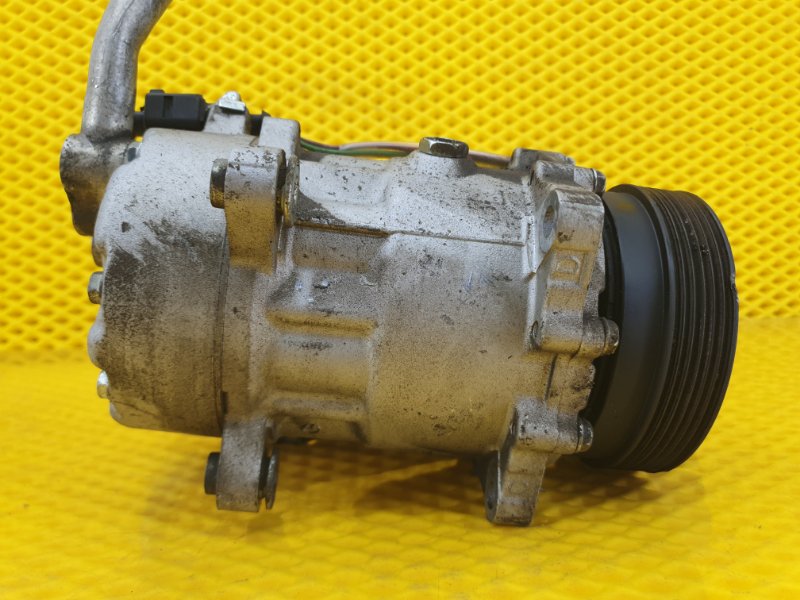Компрессор кондиционера Skoda Octavia 2009 A4