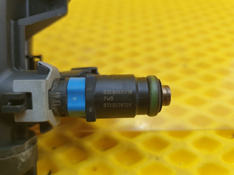 Форсунка топливная Volkswagen Polo 2012 Седан