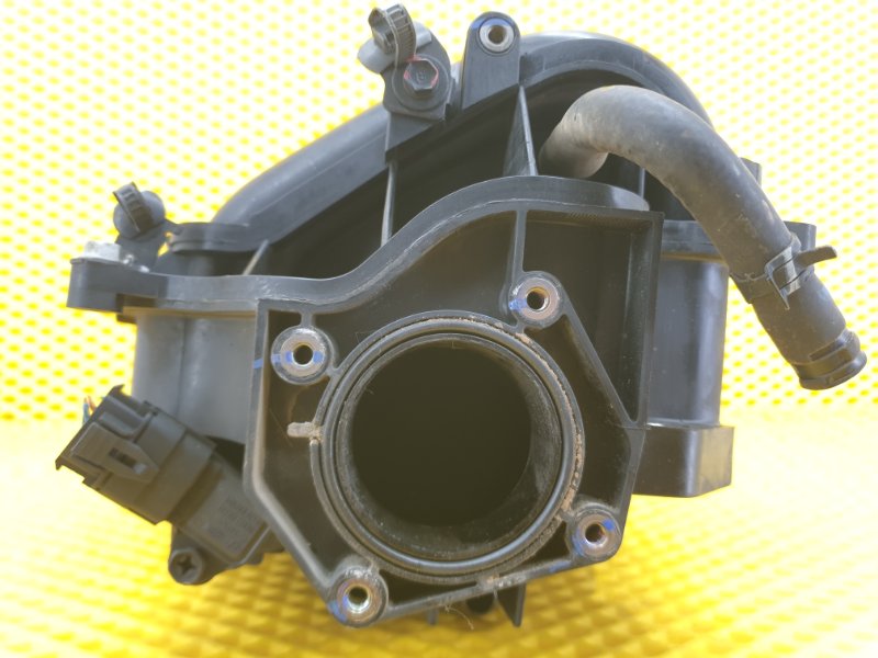 Коллектор впускной KIA HYUNDAI .