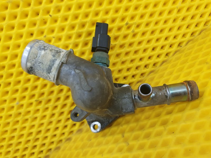 Фланец системы охлаждения KIA HYUNDAI .