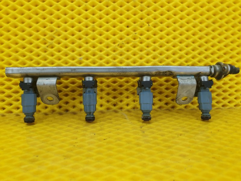 Форсунка топливная KIA HYUNDAI .