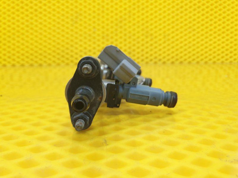 Форсунка топливная KIA HYUNDAI .