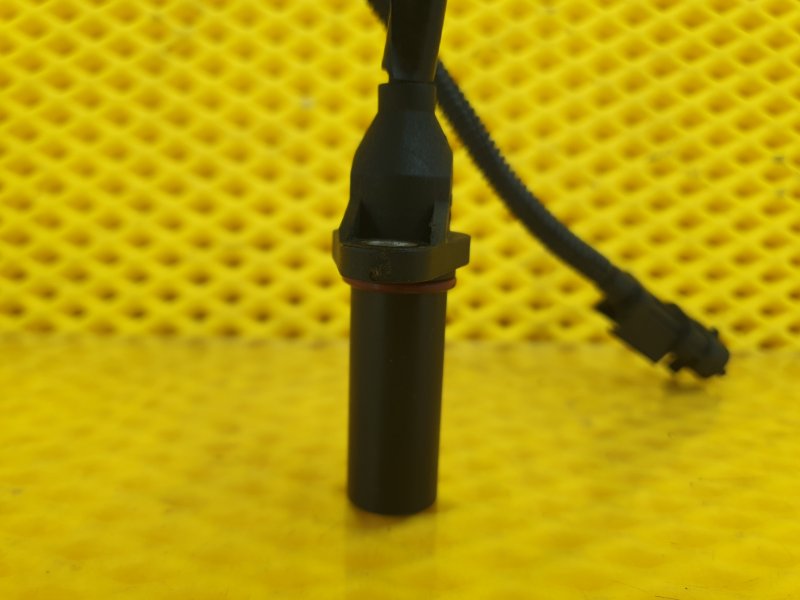 Датчик положения коленвала KIA HYUNDAI .