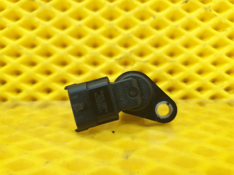 Датчик распредвала KIA HYUNDAI .