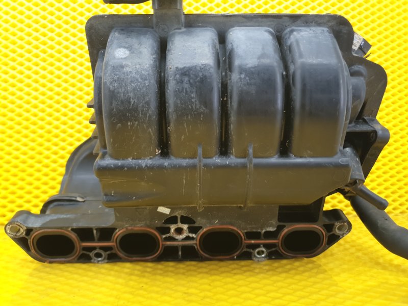 Впускной коллектор KIA HYUNDAI .