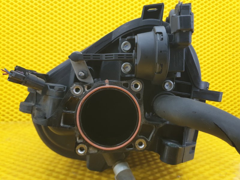 Впускной коллектор KIA HYUNDAI .