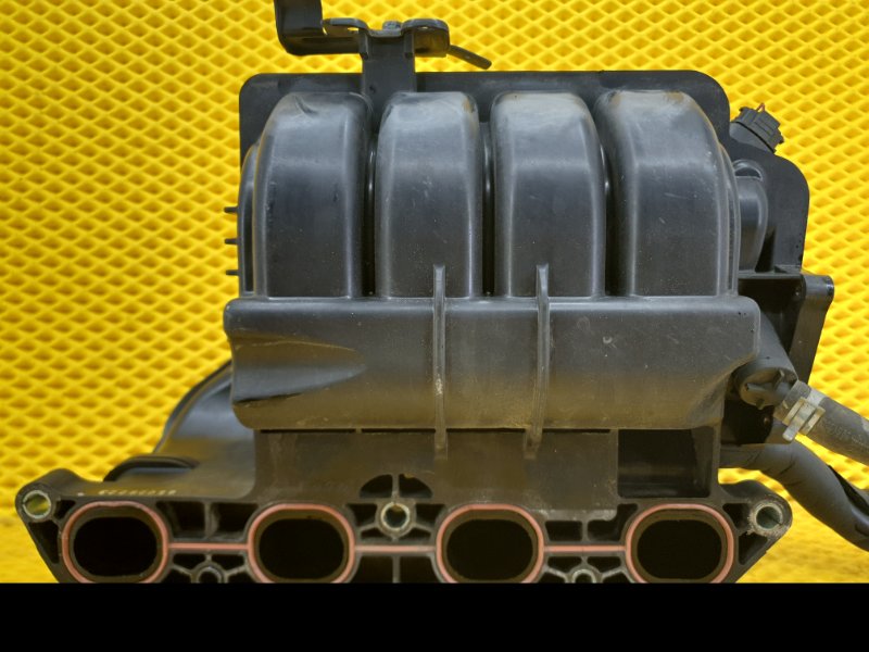 Впускной коллектор KIA HYUNDAI .