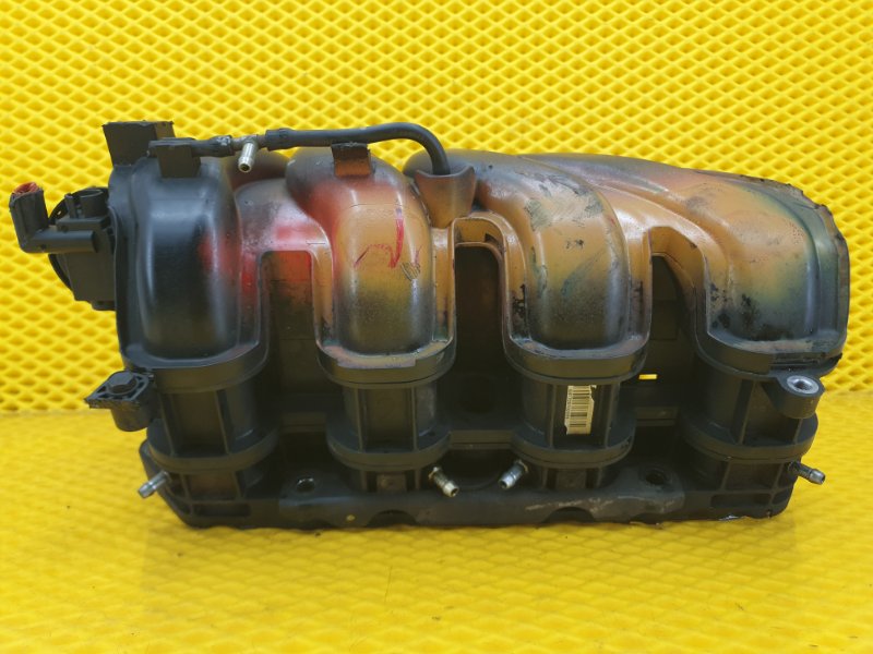 Впускной коллектор KIA HYUNDAI .